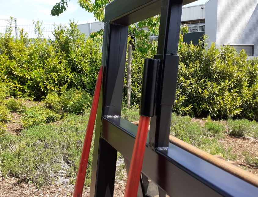 Ballengabel - Ballentransportgabel, klappbar mit 3 Schwerlastzinken - [ Euroaufnahme  ] 
