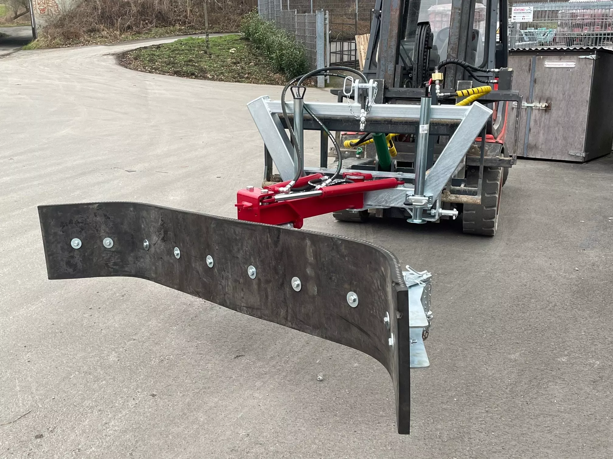 Schmutzschieber Joma-Tech, hydr. schwenkbar mit Euroaufnahme, verzinkt 2550mm