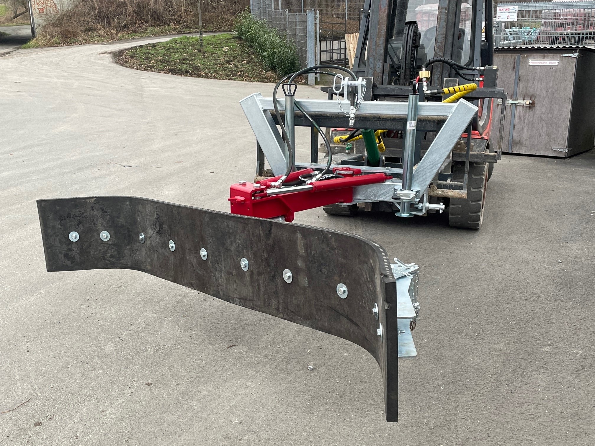 Schmutzschieber Joma-Tech, hydr. schwenkbar mit Euroaufnahme, verzinkt 2550mm
